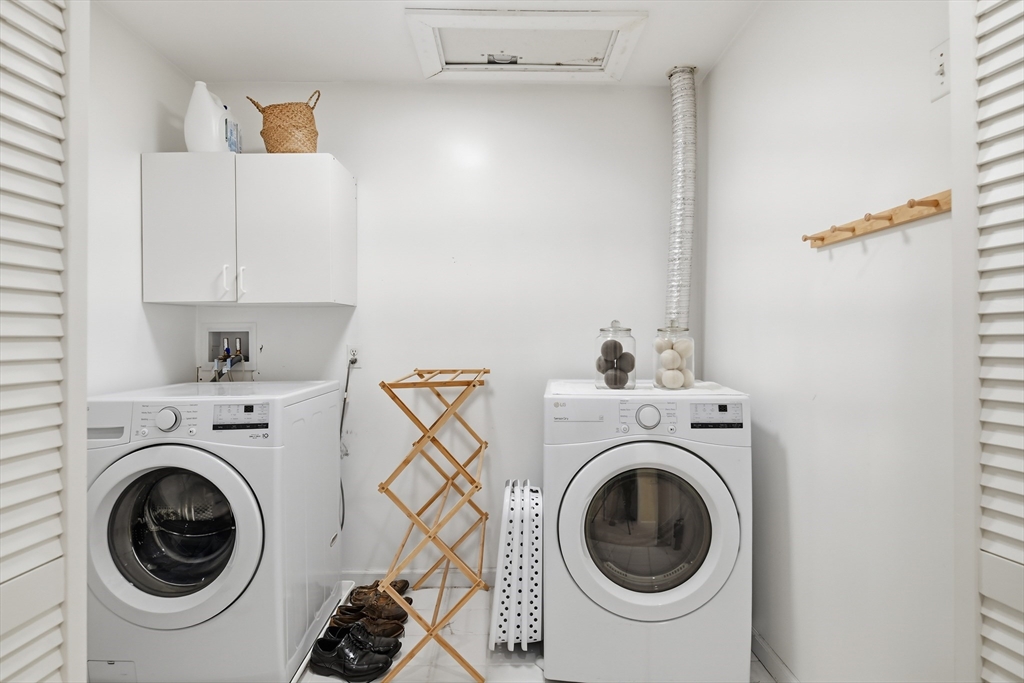 Monson, Massachusetts, 01057, United States, 4 Bedrooms Bedrooms, ,3 BathroomsBathrooms,Residential,For Sale,1969322