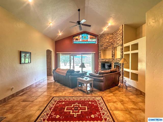 Mimbres, New Mexico, 88049, United States, 2 Bedrooms Bedrooms, ,Residential,For Sale,1931882