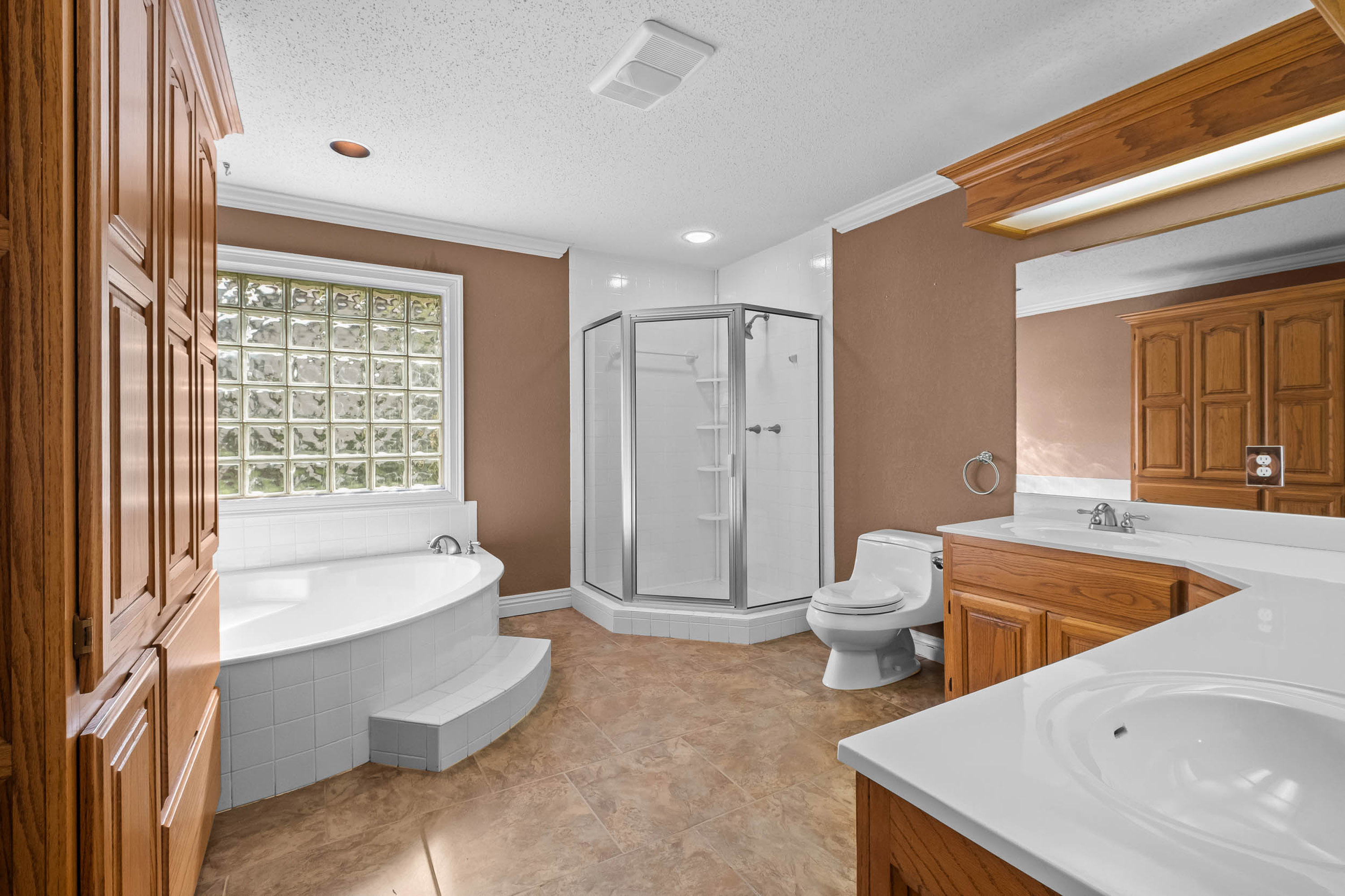  18 W. Champions Blvd., Rogers, AR 72758 - 物件實景