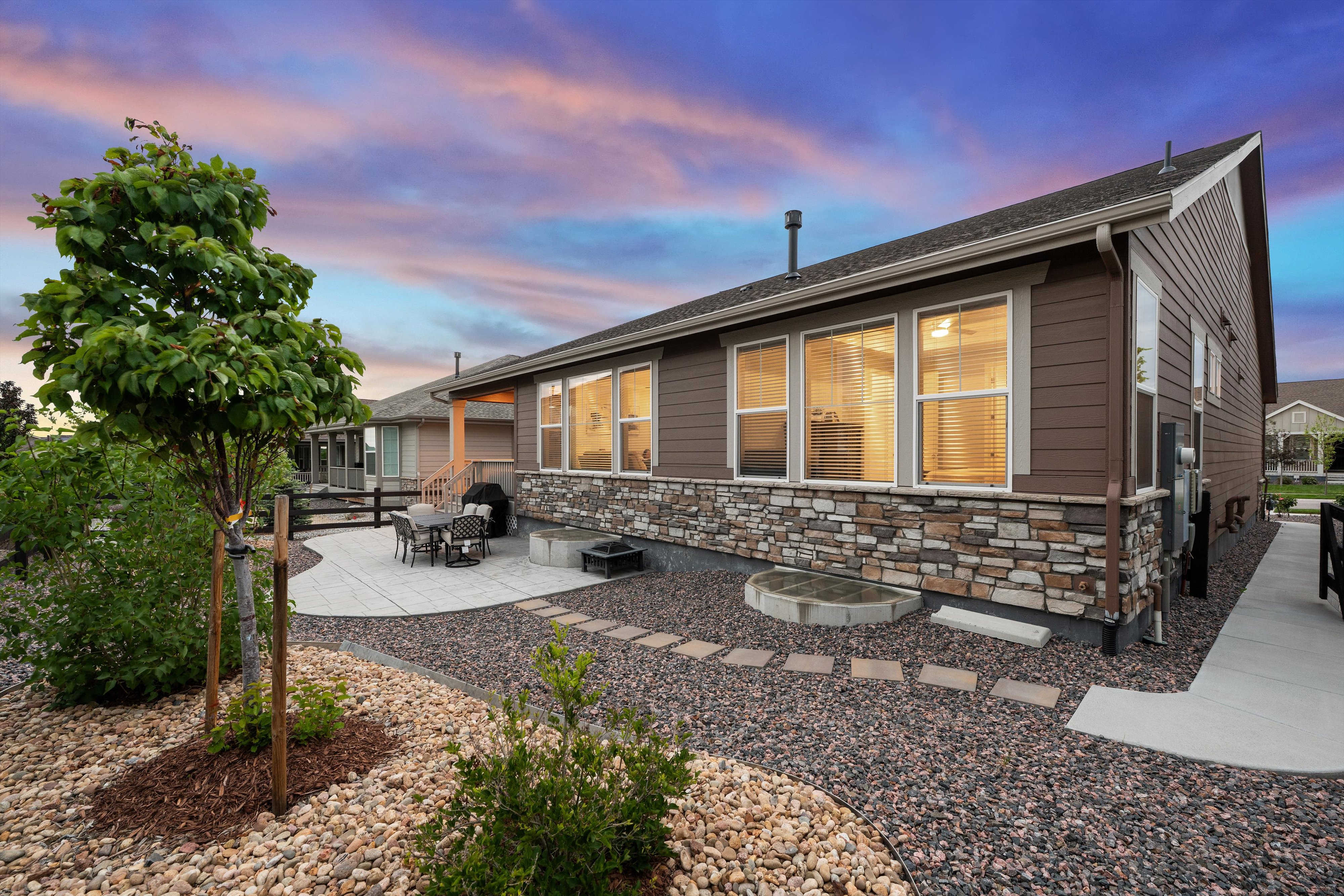  Exceptional Ranch-Style Residence - 物件實景