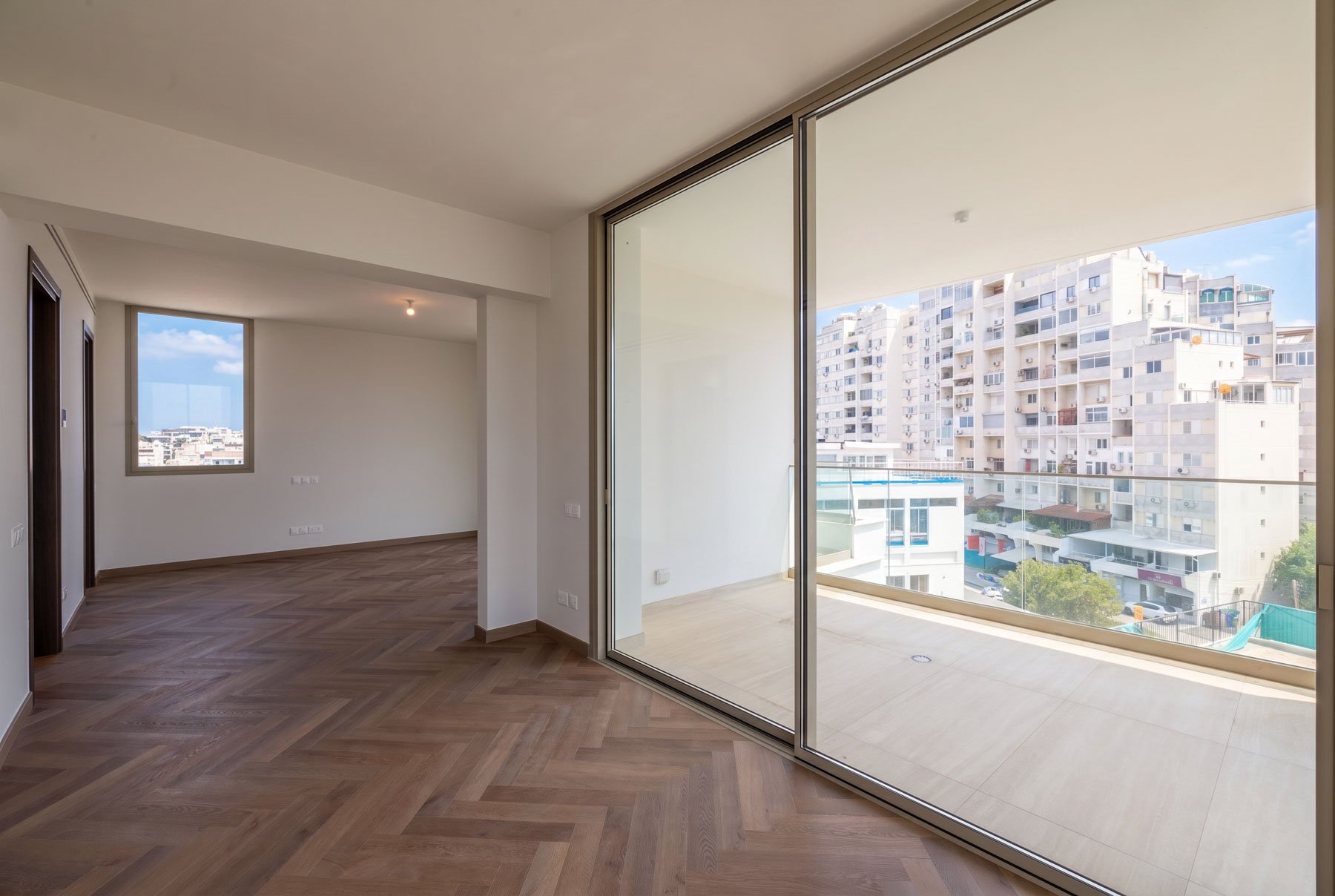  Four Bedroom Penthouse in Nicosia with Private Jacuzzi and Panoramic City Views - 物件實景