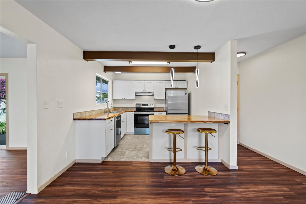 Kihei, Hawaii, 96753, United States, 4 Bedrooms Bedrooms, ,3 BathroomsBathrooms,Residential,For Sale,1975844