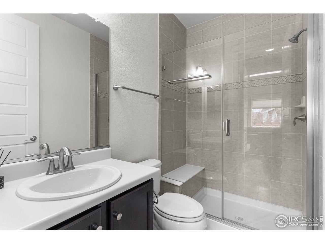 Windsor, Colorado, 80550, United States, 6 Bedrooms Bedrooms, ,4 BathroomsBathrooms,Residential,For Sale,1996243