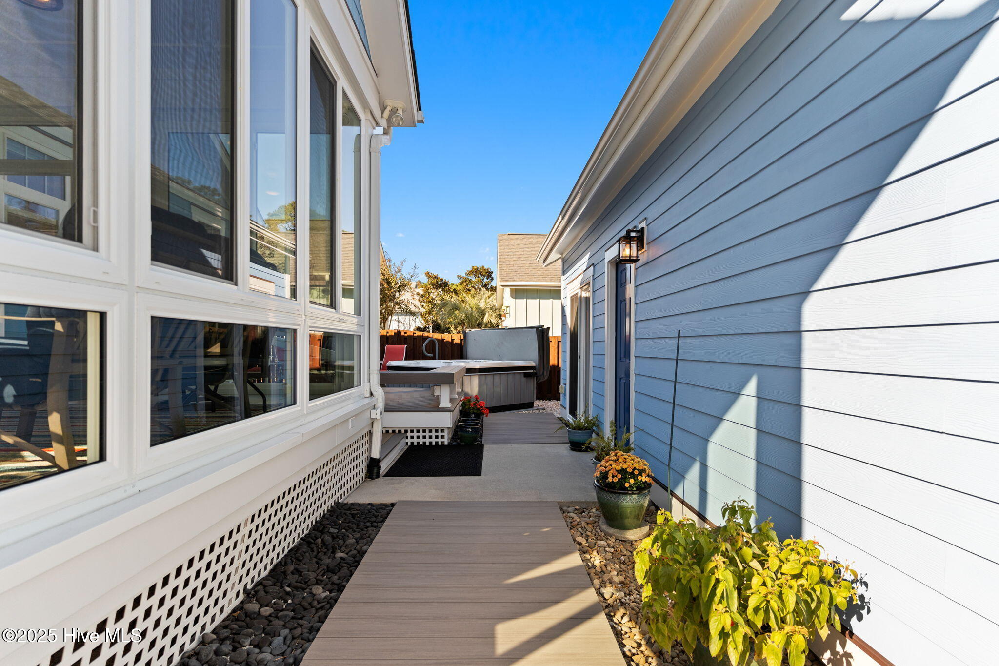 Southport, North Carolina, 28461, United States, 3 Bedrooms Bedrooms, ,3 BathroomsBathrooms,Residential,For Sale,2040349