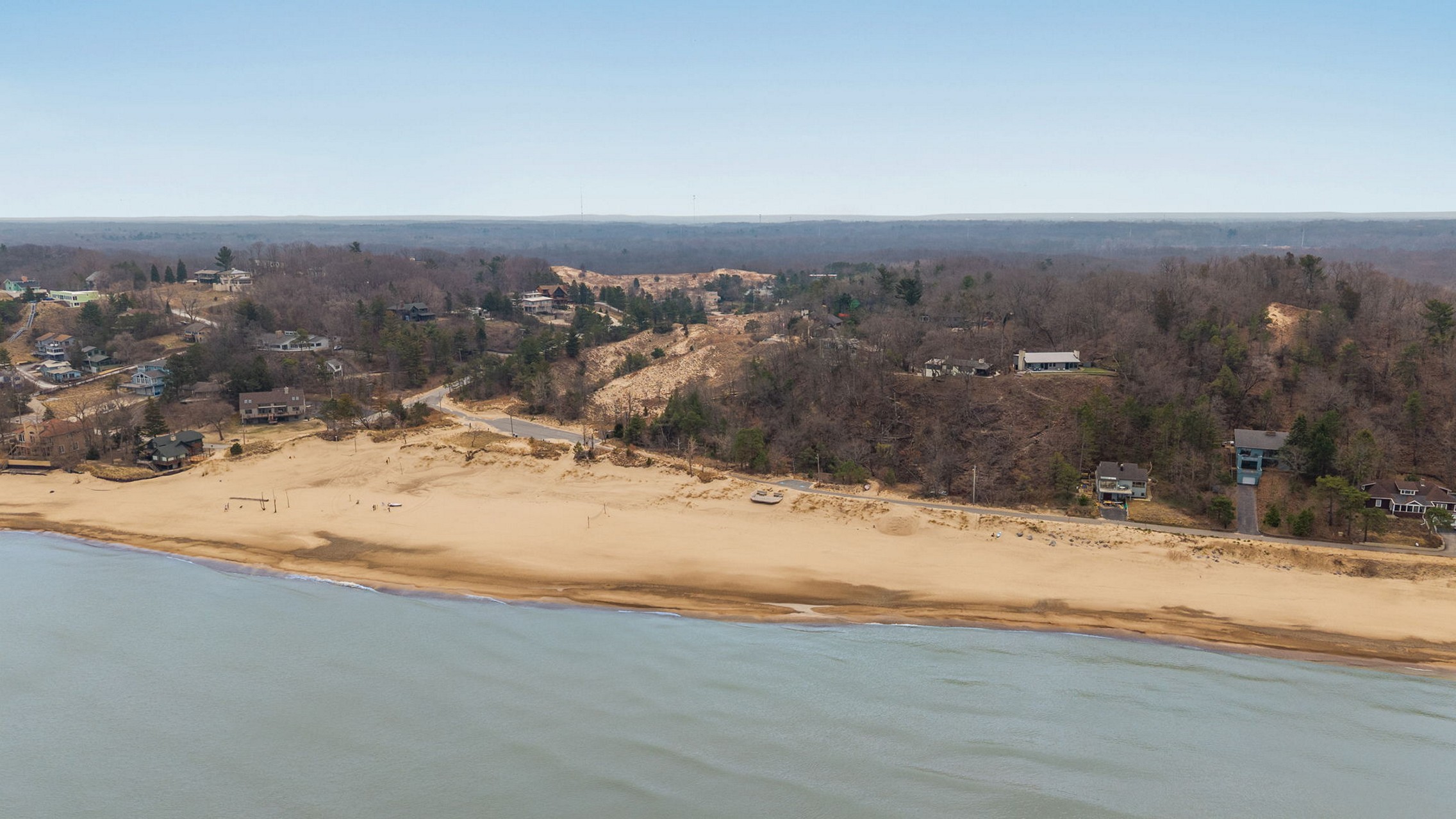  Transformed Ranch on Lake Michigan Shoreline - 物件實景