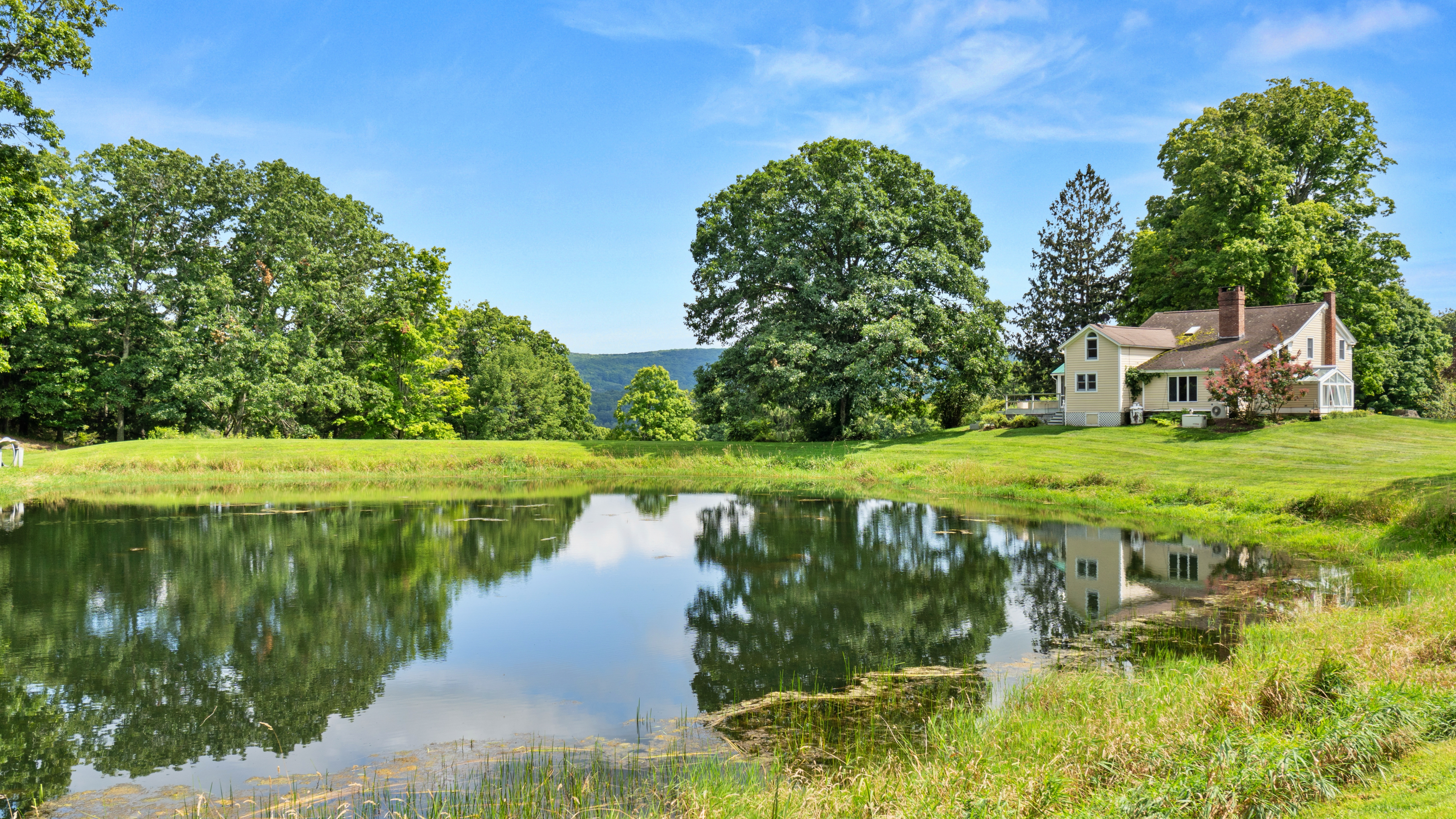  112-Acre Historic Artist