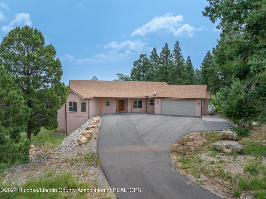 Ruidoso, New Mexico, 88345, United States, 4 Bedrooms Bedrooms, ,4 BathroomsBathrooms,Residential,For Sale,1921687