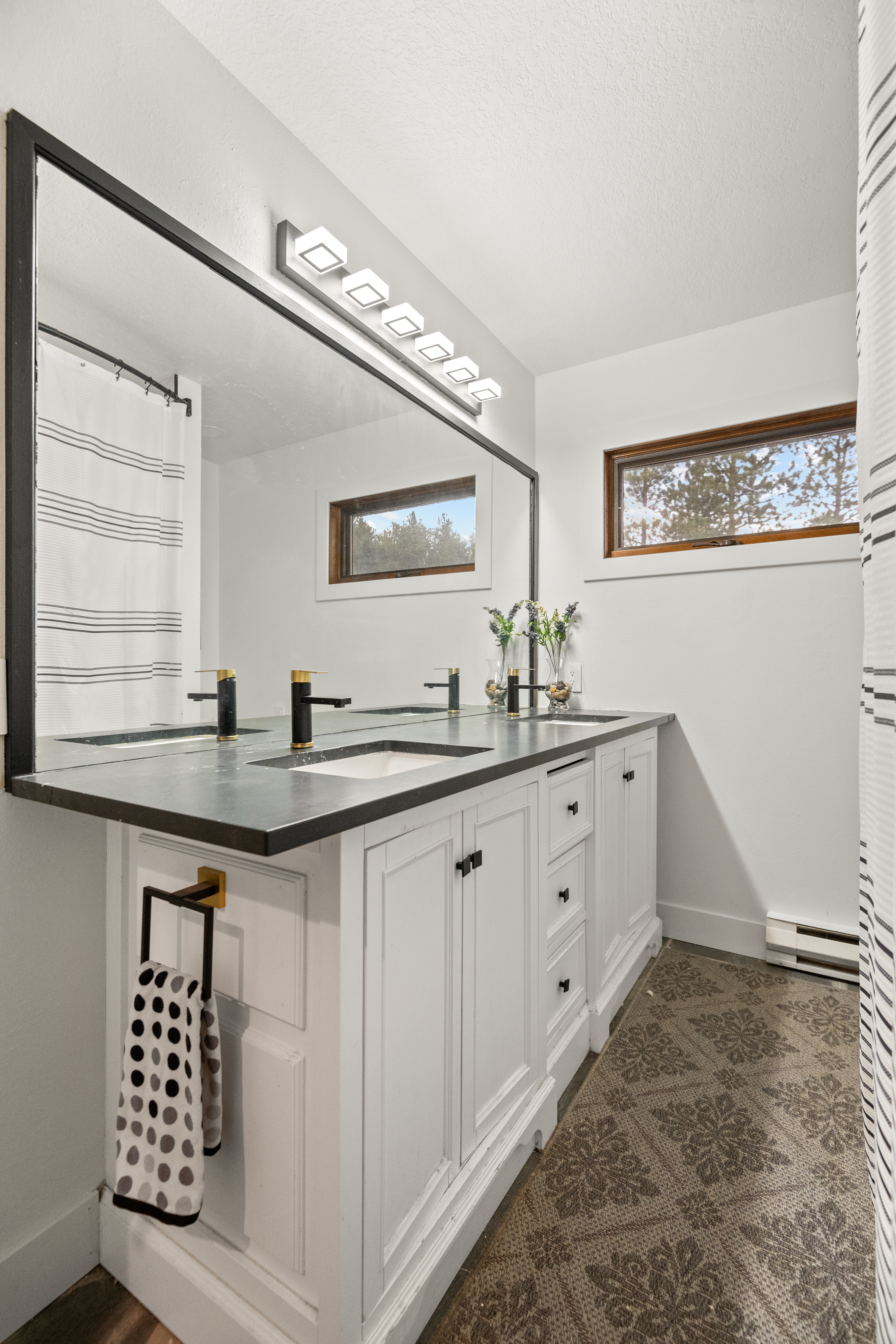  Discover the Pinnacle of Mountain Living at This Meticulously Reimagined Estate - 物件實景