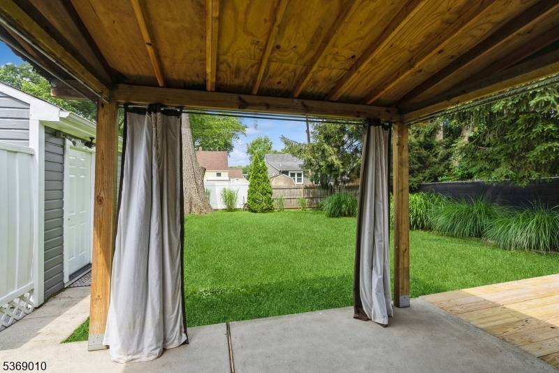 Rahway City, New Jersey, 07065, United States, 3 Bedrooms Bedrooms, ,2 BathroomsBathrooms,Residential,For Sale,1883212