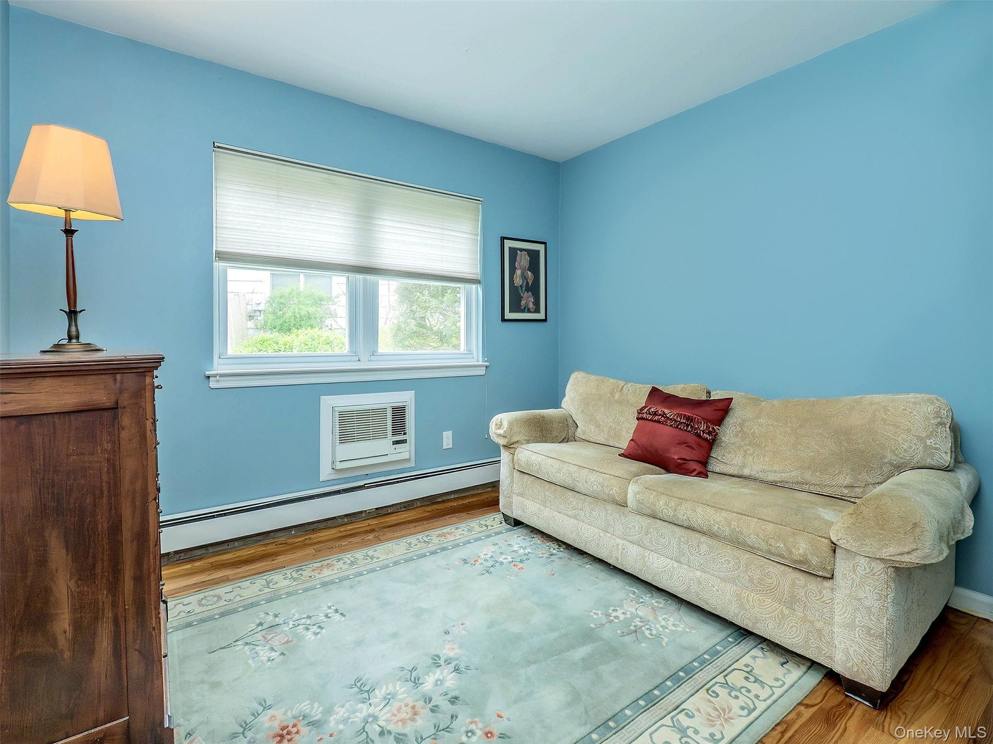  53 Plymouth Drive S, Glen Head, NY, 11545 - 物件實景