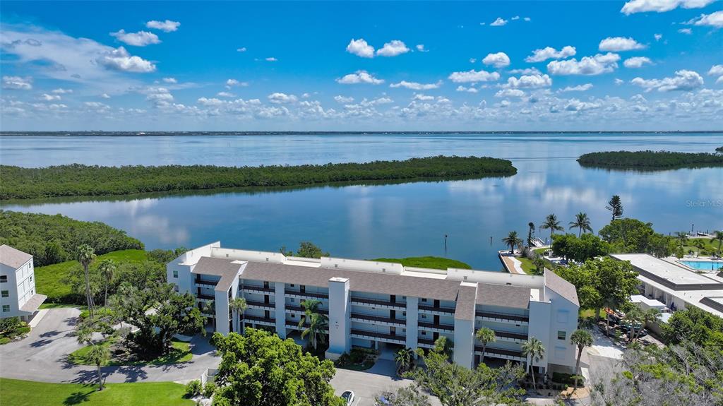 Longboat Key, Florida, 34228, United States, 2 Bedrooms Bedrooms, ,2 BathroomsBathrooms,Residential,For Sale,1987475