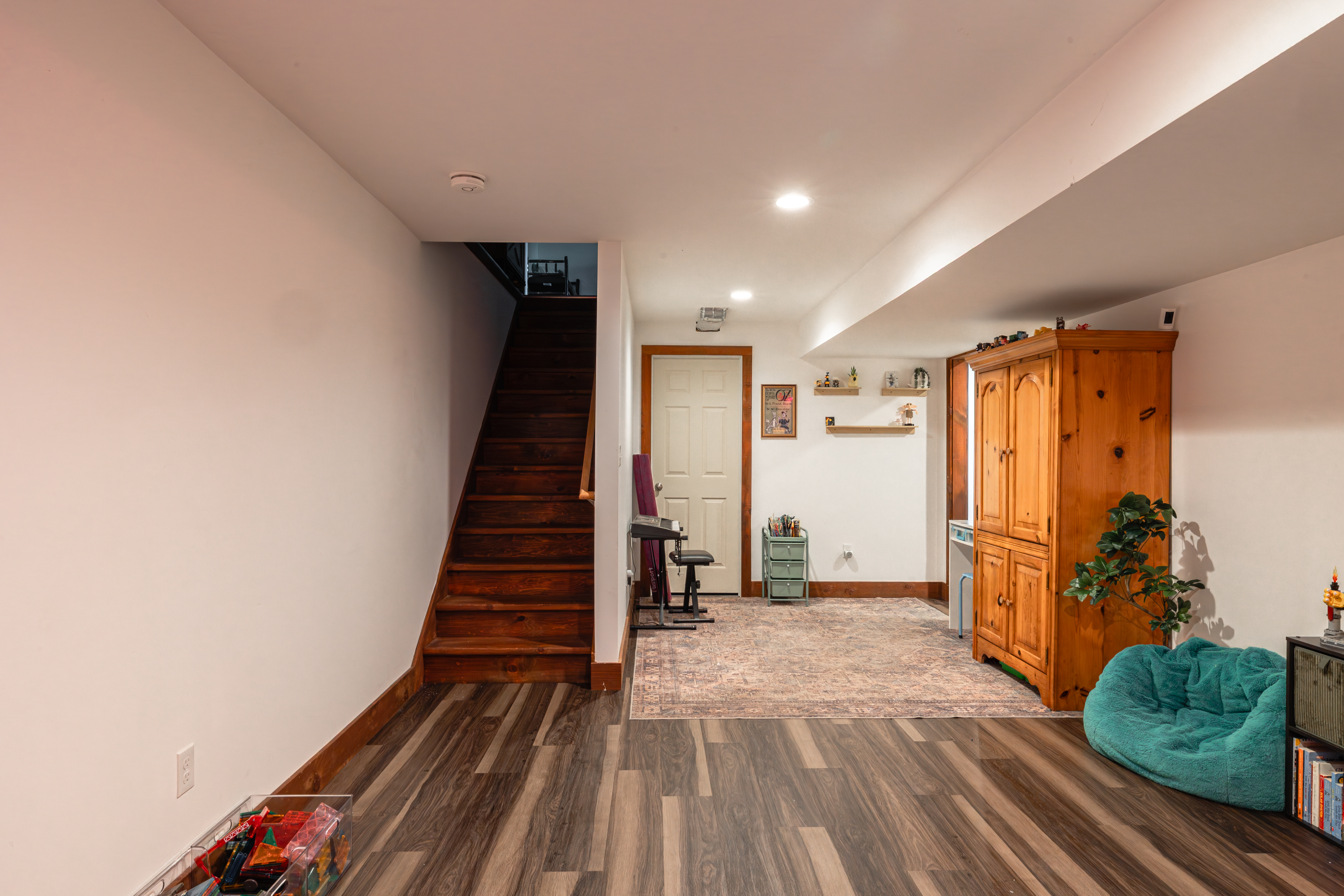  New-Construction Craftsman Contemporary with Hiking at Your Fingertips - 物件實景