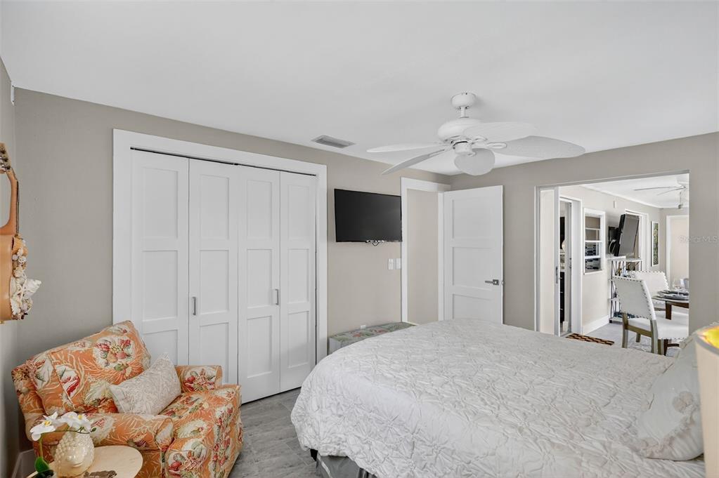 Longboat Key, Florida, 34228, United States, 3 Bedrooms Bedrooms, ,2 BathroomsBathrooms,Residential,For Sale,1990986