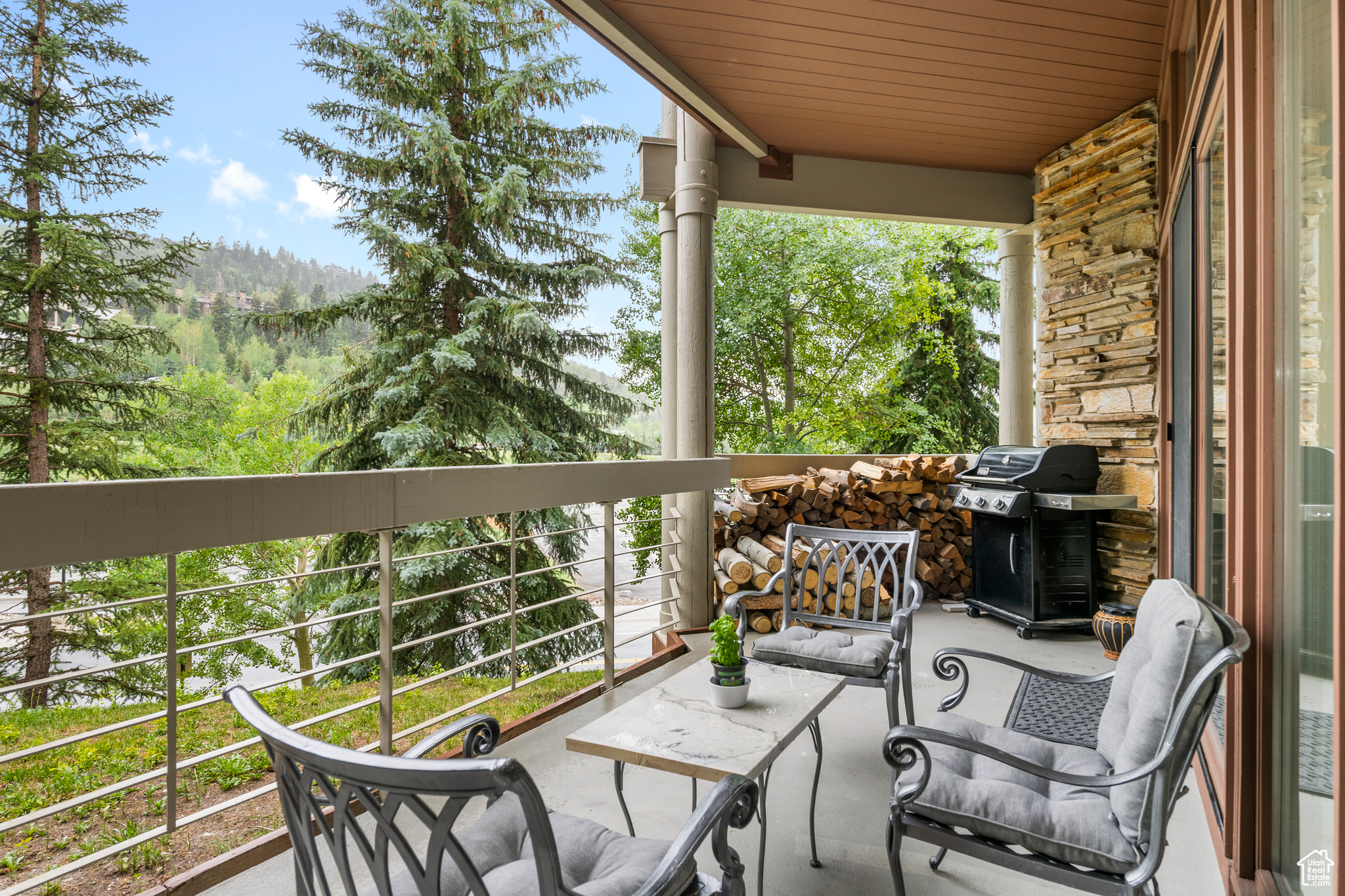 Park City, Utah, 84060, United States, 2 Bedrooms Bedrooms, ,3 BathroomsBathrooms,Residential,For Sale,1900952