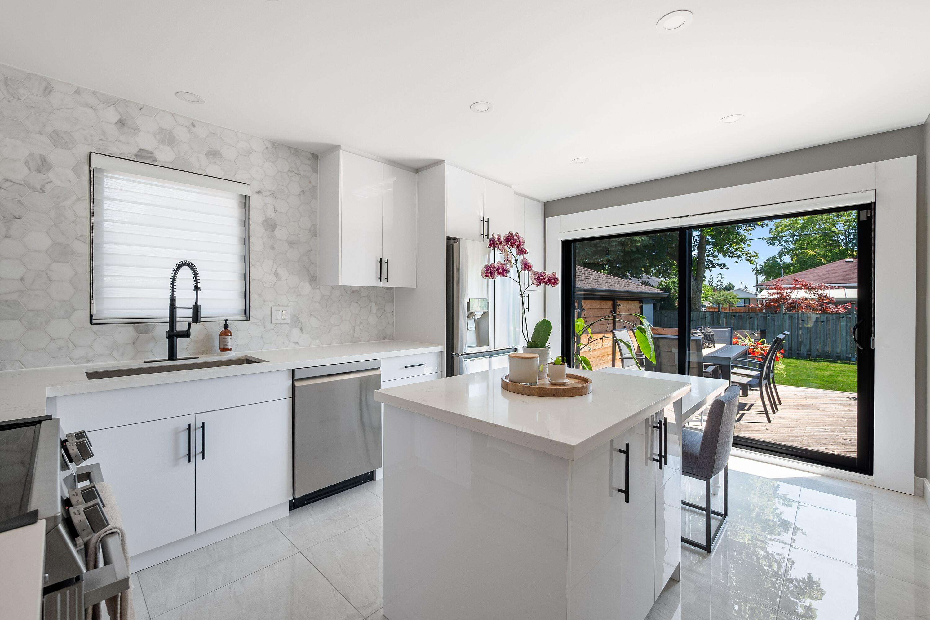  Exceptional Eringate Home - 物件實景