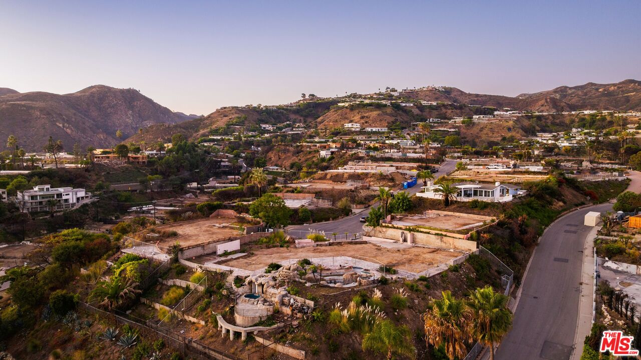 Pacific Palisades, California, 90272, United States, ,Land,For Sale,1997431