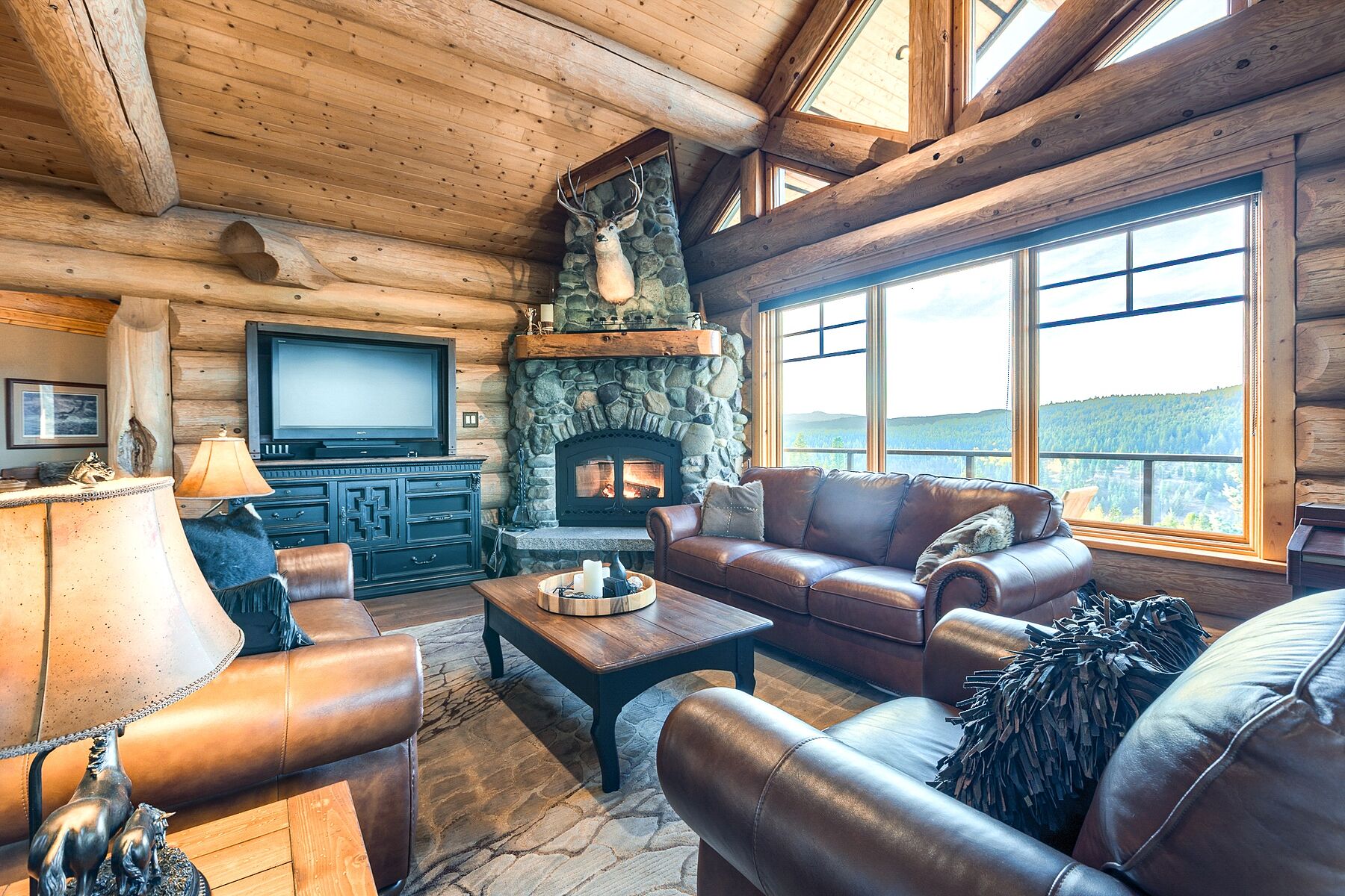  Custom Log Home - 物件實景