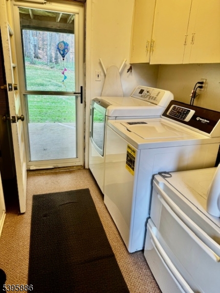 Mount Olive Twp., New Jersey, 07836, United States, 4 Bedrooms Bedrooms, ,2 BathroomsBathrooms,Residential,For Sale,1987785