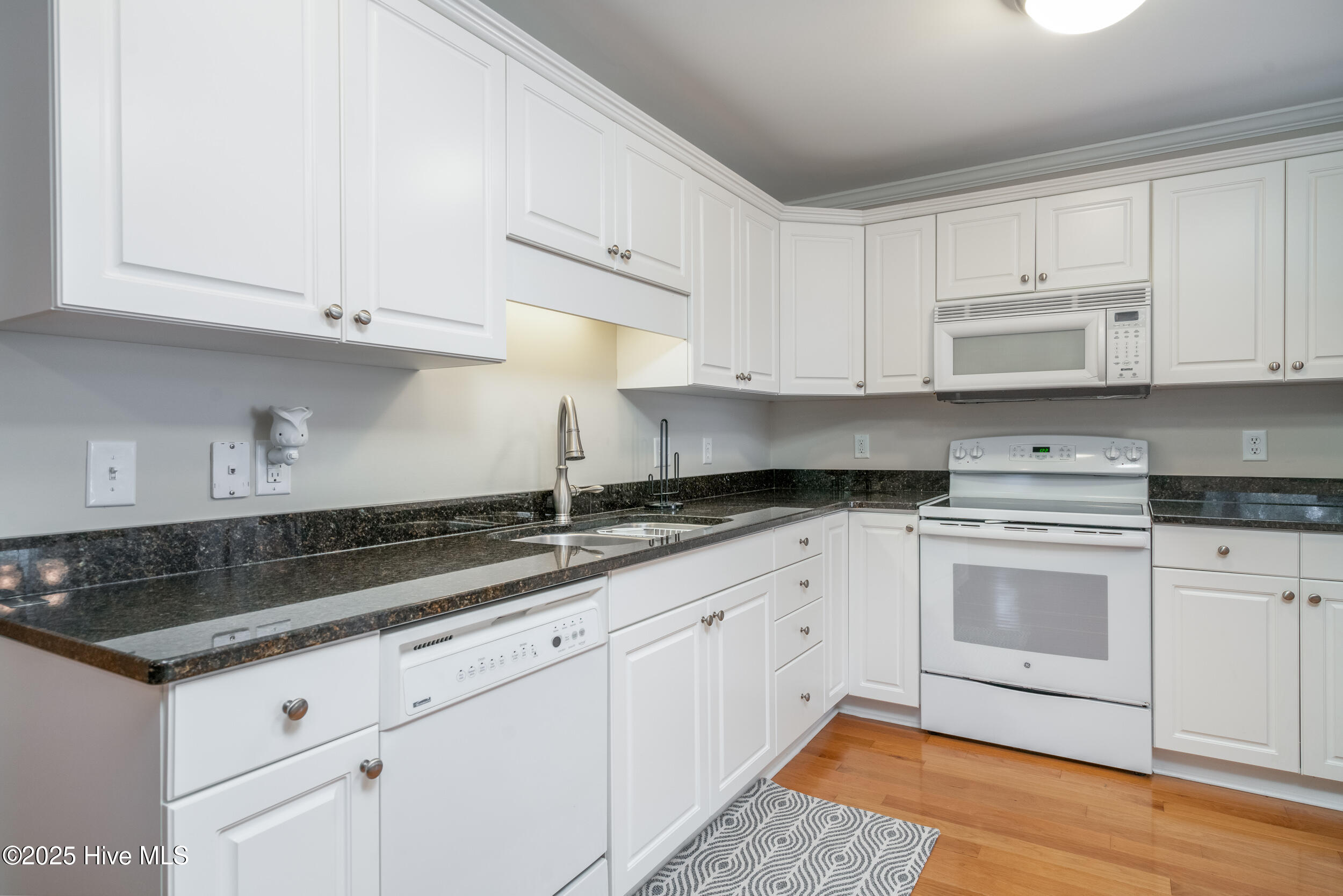 Oak Island, North Carolina, 28465, United States, 3 Bedrooms Bedrooms, ,2 BathroomsBathrooms,Residential,For Sale,1876961