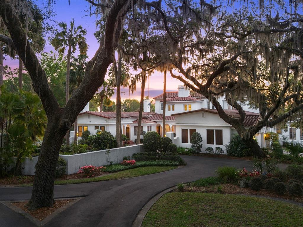 Eustis, Florida, 32736, United States, 6 Bedrooms Bedrooms, ,6 BathroomsBathrooms,Residential,For Sale,1805278