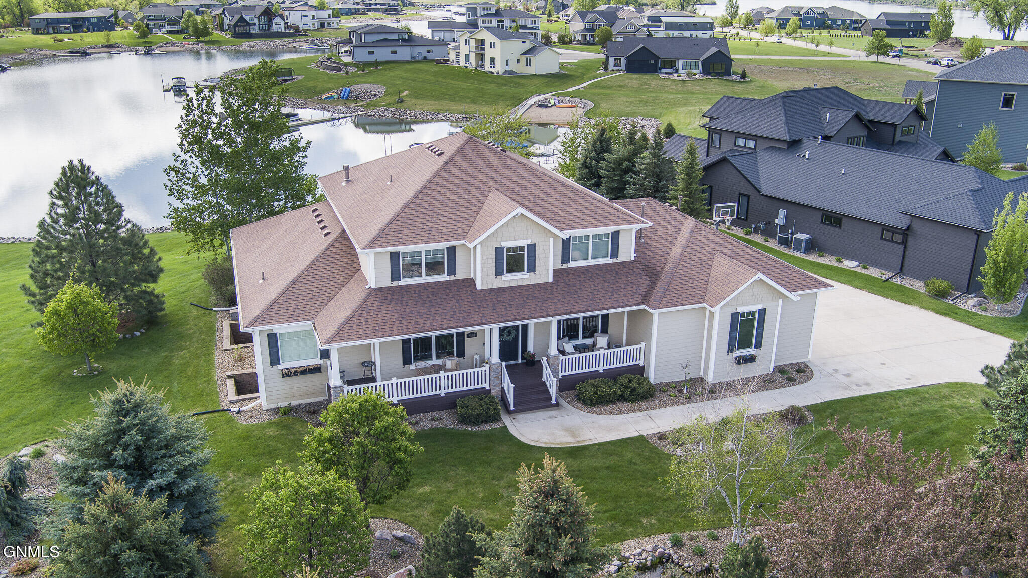 Bismarck, North Dakota, 58503, United States, 6 Bedrooms Bedrooms, ,5 BathroomsBathrooms,Residential,For Sale,1810584