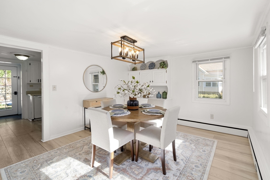 Medway, Massachusetts, 02053, United States, 3 Bedrooms Bedrooms, ,2 BathroomsBathrooms,Residential,For Sale,1958894