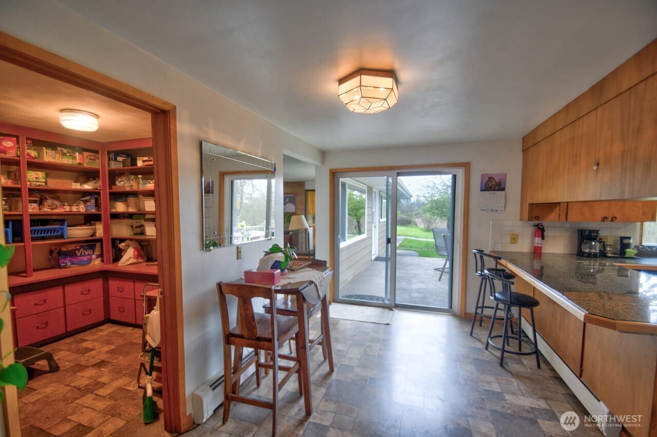 Olympia, Washington, 98512, United States, 4 Bedrooms Bedrooms, ,2 BathroomsBathrooms,Residential,For Sale,1796767