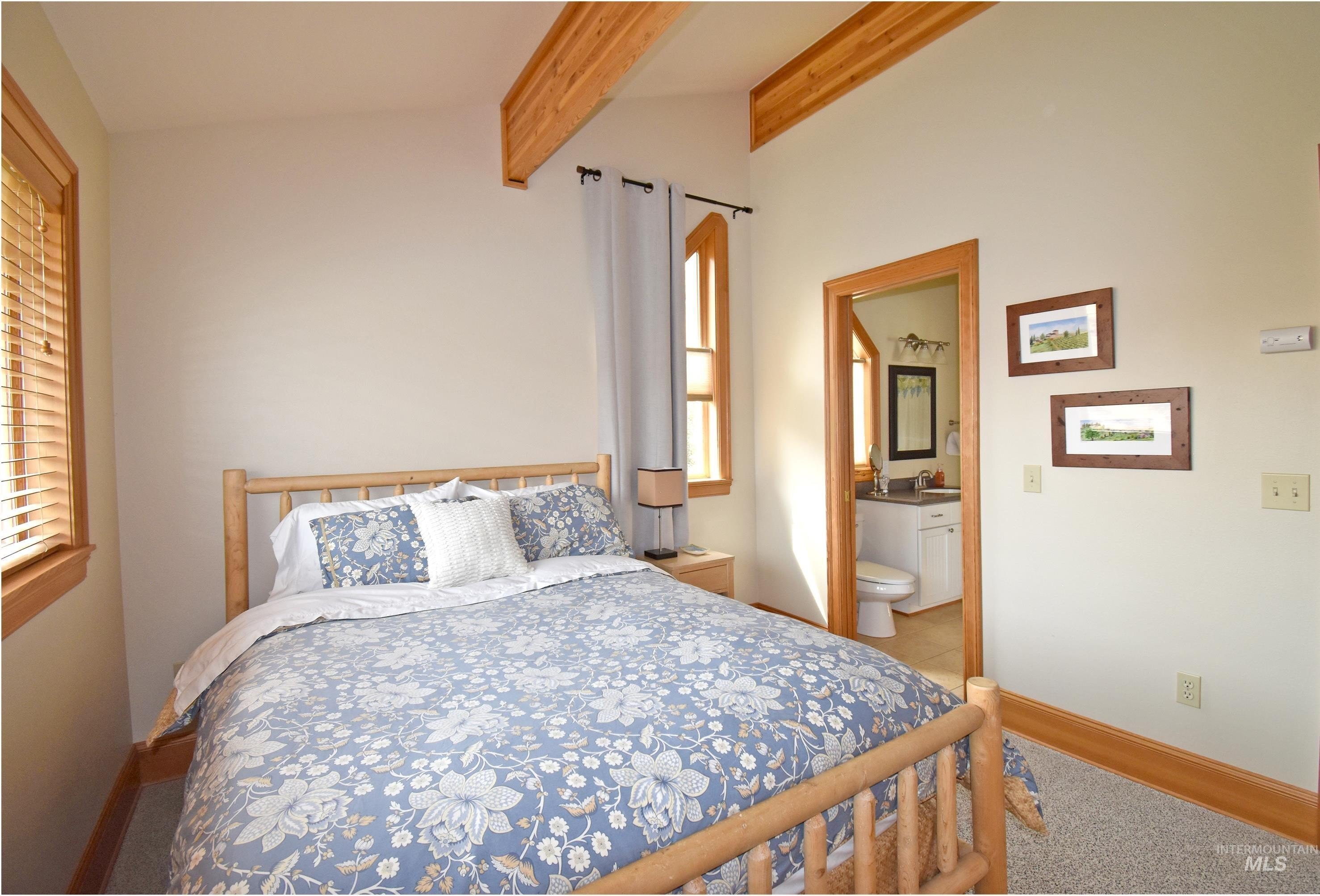 Asotin, Washington, 99402, United States, 3 Bedrooms Bedrooms, ,3 BathroomsBathrooms,Residential,For Sale,1942718