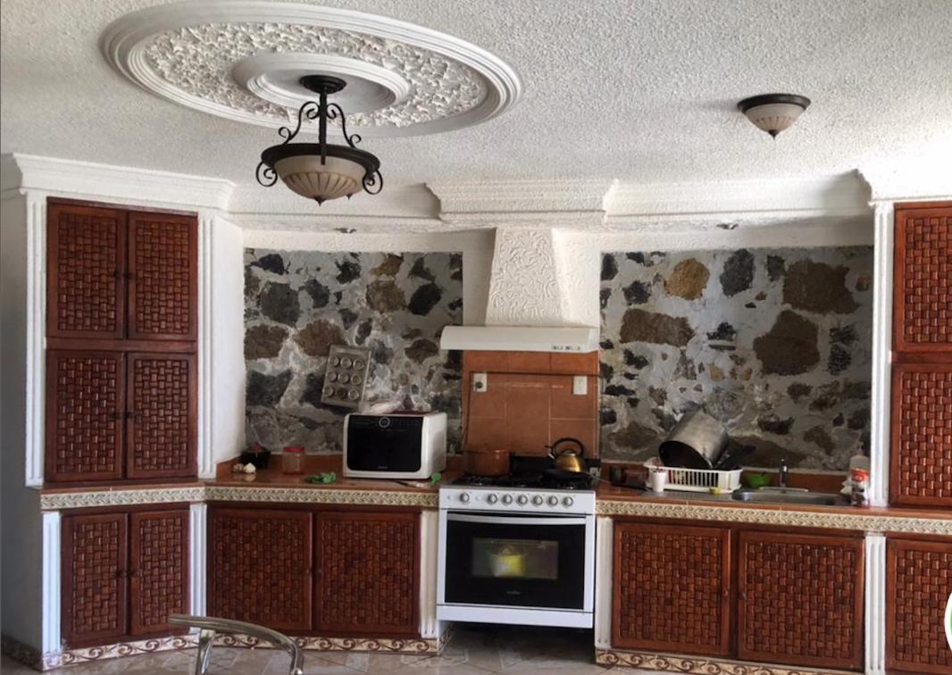 Senda Caprichosa, Huitzilac, Morelos, 62517, Mexico, 8 Bedrooms Bedrooms, ,6 BathroomsBathrooms,Residential,For Sale,Senda Caprichosa,1441026