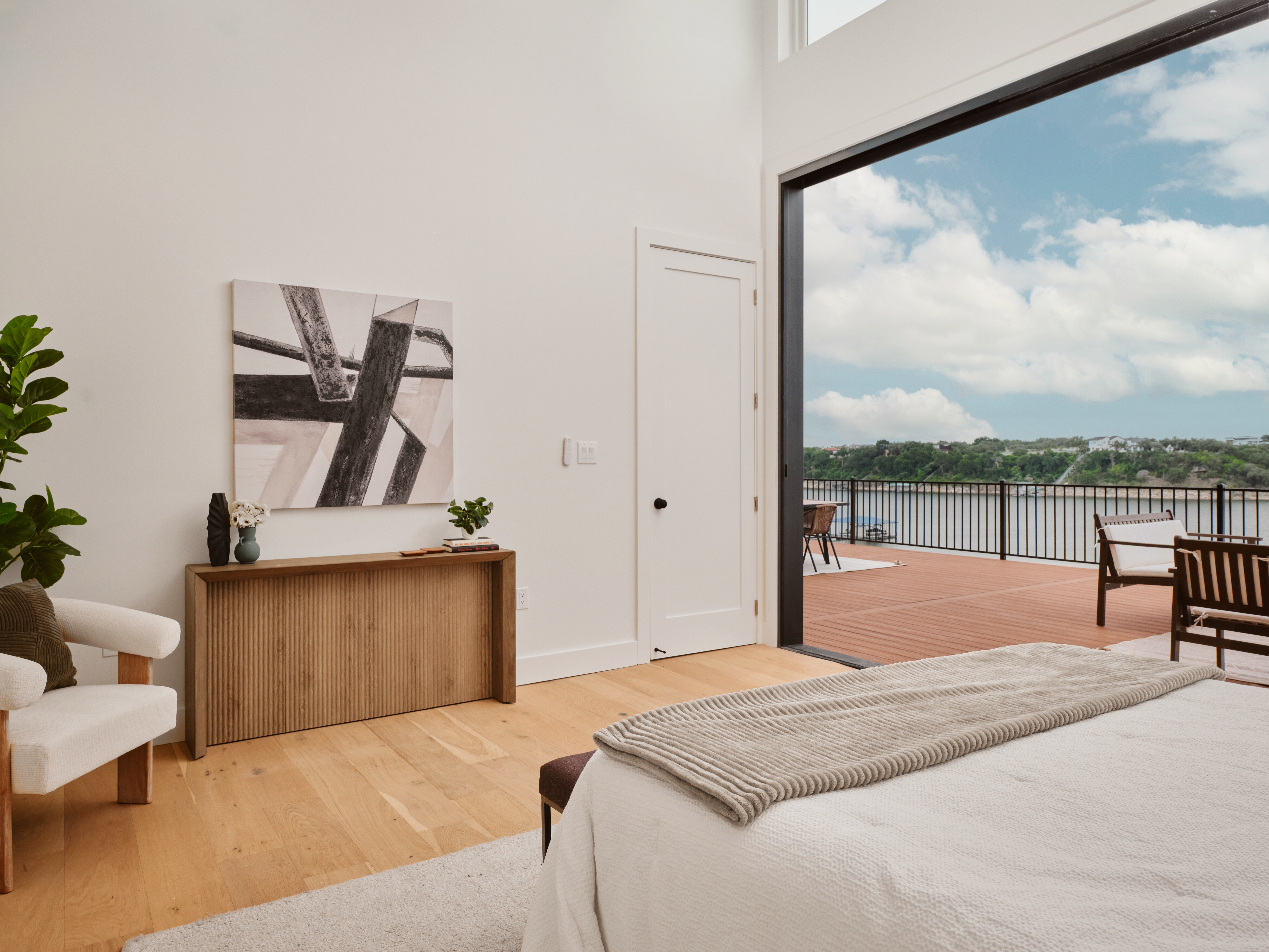  Architectural Elegance Meets Lakeside Living  25623 Singleton Dr, Marble Falls - 物件實景
