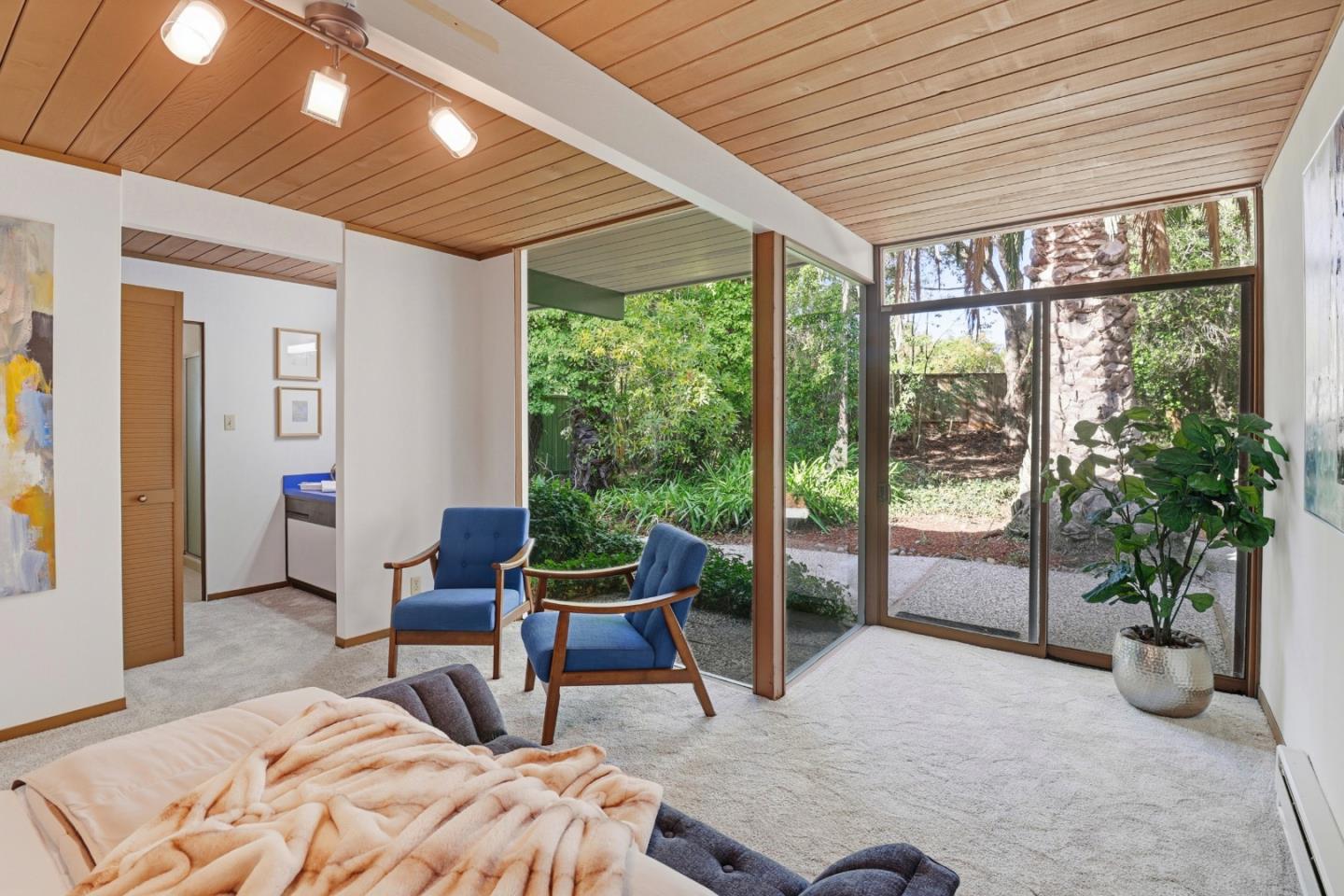 San Mateo, California, 94402, United States, 3 Bedrooms Bedrooms, ,2 BathroomsBathrooms,Residential,For Sale,1989577