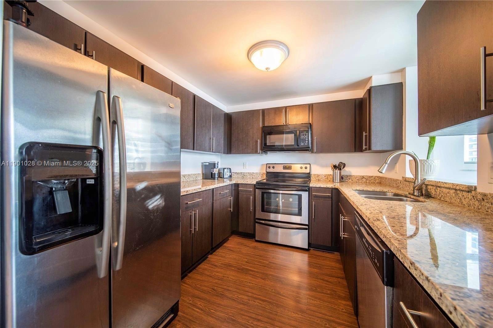 Miami, Florida, 33130, United States, 2 Bedrooms Bedrooms, ,2 BathroomsBathrooms,Residential,For Sale,1970069