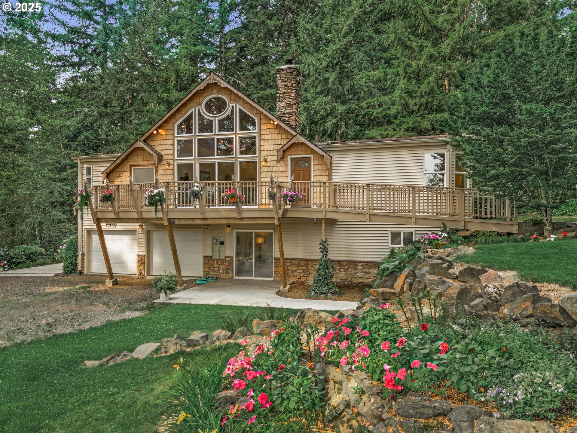 Sandy, Oregon, 97055, United States, 4 Bedrooms Bedrooms, ,3 BathroomsBathrooms,Residential,For Sale,1937237