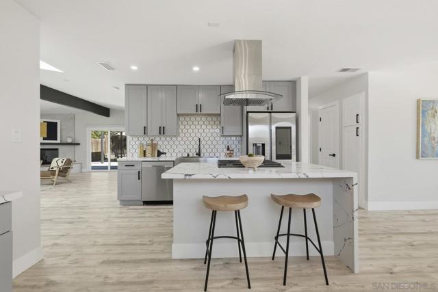 San Diego, California, 92117, United States, 3 Bedrooms Bedrooms, ,2 BathroomsBathrooms,Residential,For Sale,1987339