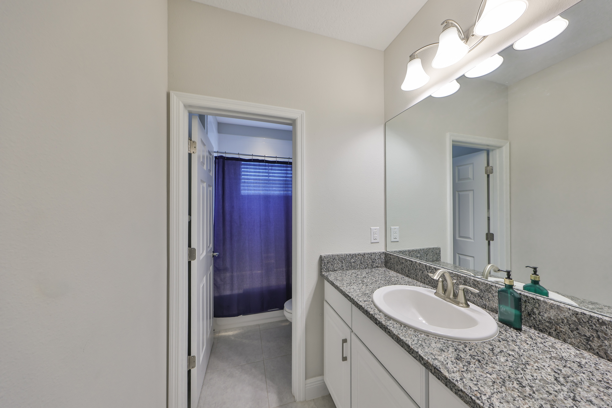 Riverview, Florida, 33579, United States, 5 Bedrooms Bedrooms, ,5 BathroomsBathrooms,Residential,For Sale,1944782