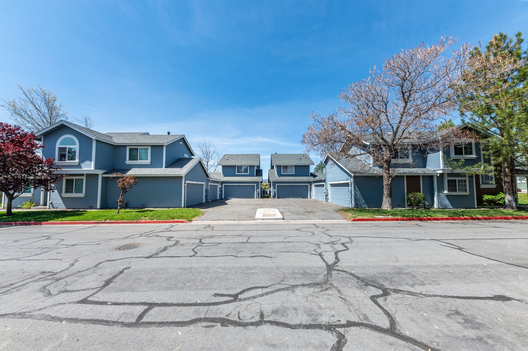  Rebuilt to Impress: Stylish Modern Townhome Retreat - 物件實景