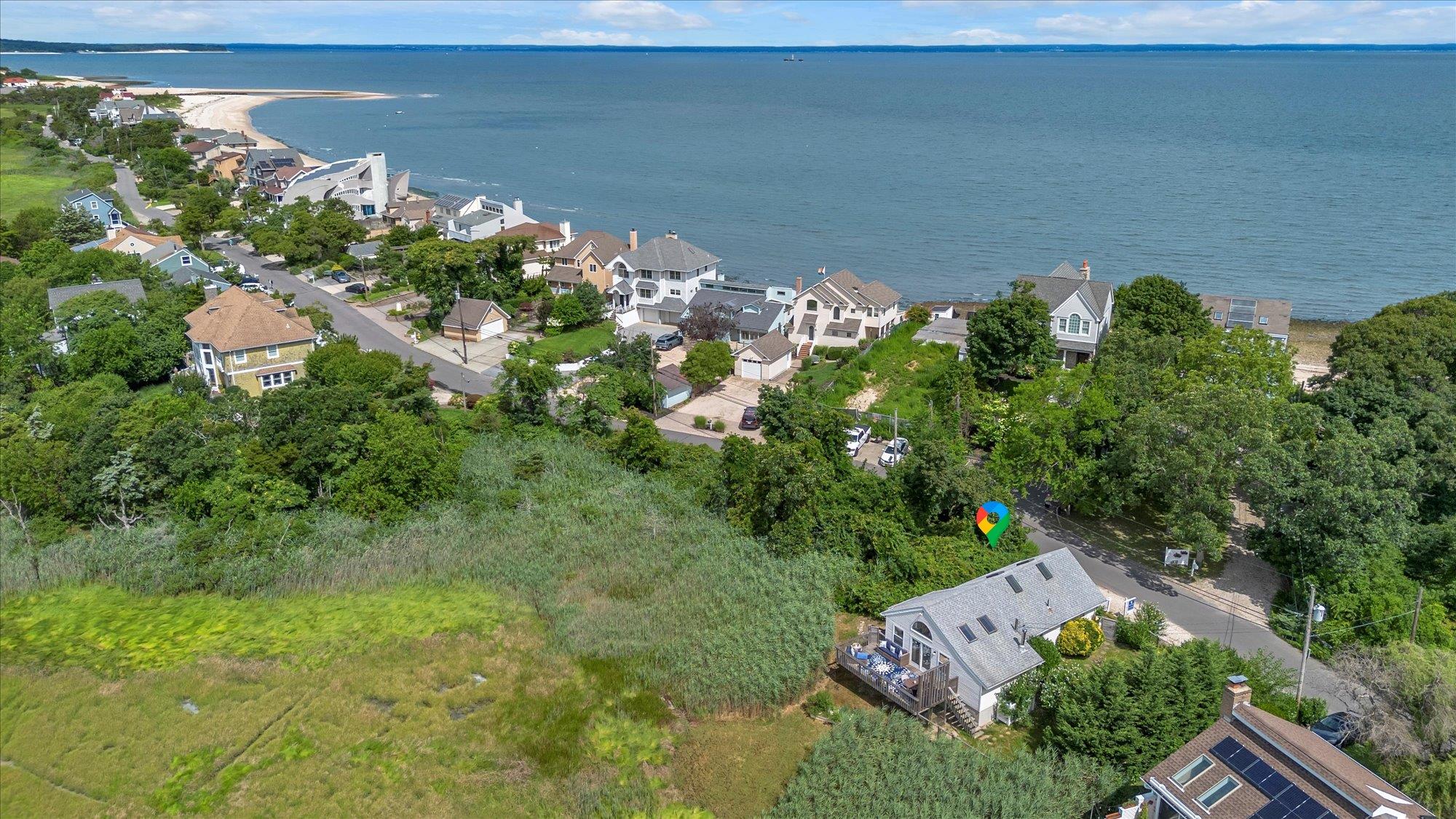 Northport, New York, 11768, United States, 2 Bedrooms Bedrooms, ,1 BathroomBathrooms,Residential,For Sale,1828550