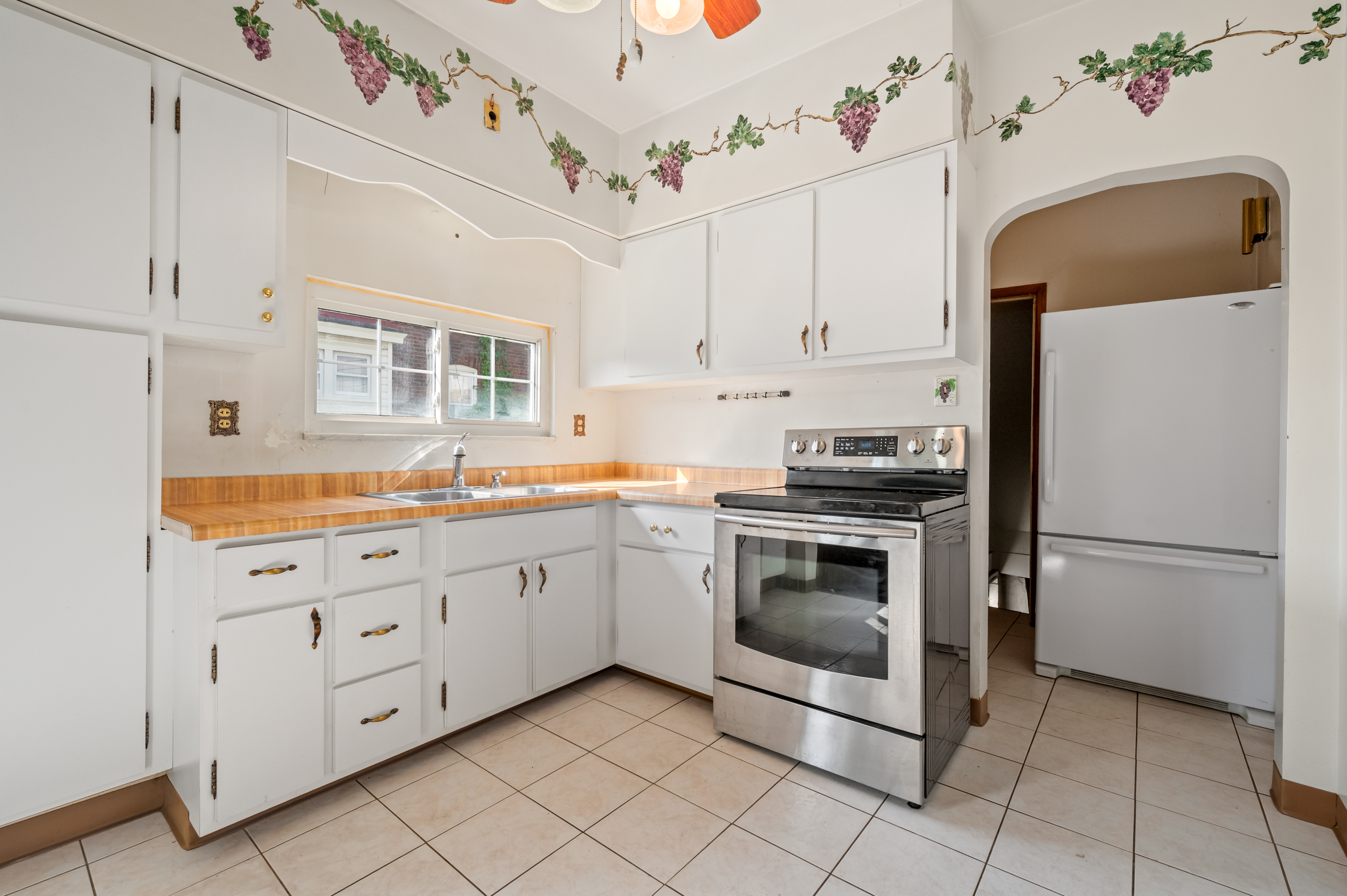  444 Russellwood Avenue, McKees Rocks, PA 15136 - 物件實景