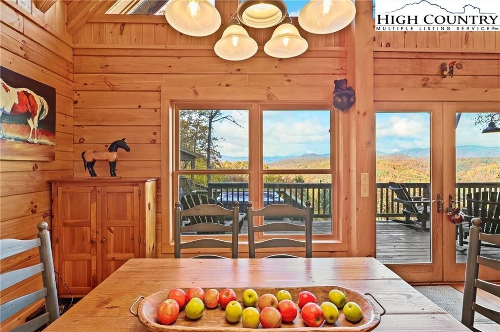 Ferguson, North Carolina, 28624, United States, 3 Bedrooms Bedrooms, ,2 BathroomsBathrooms,Residential,For Sale,1989940