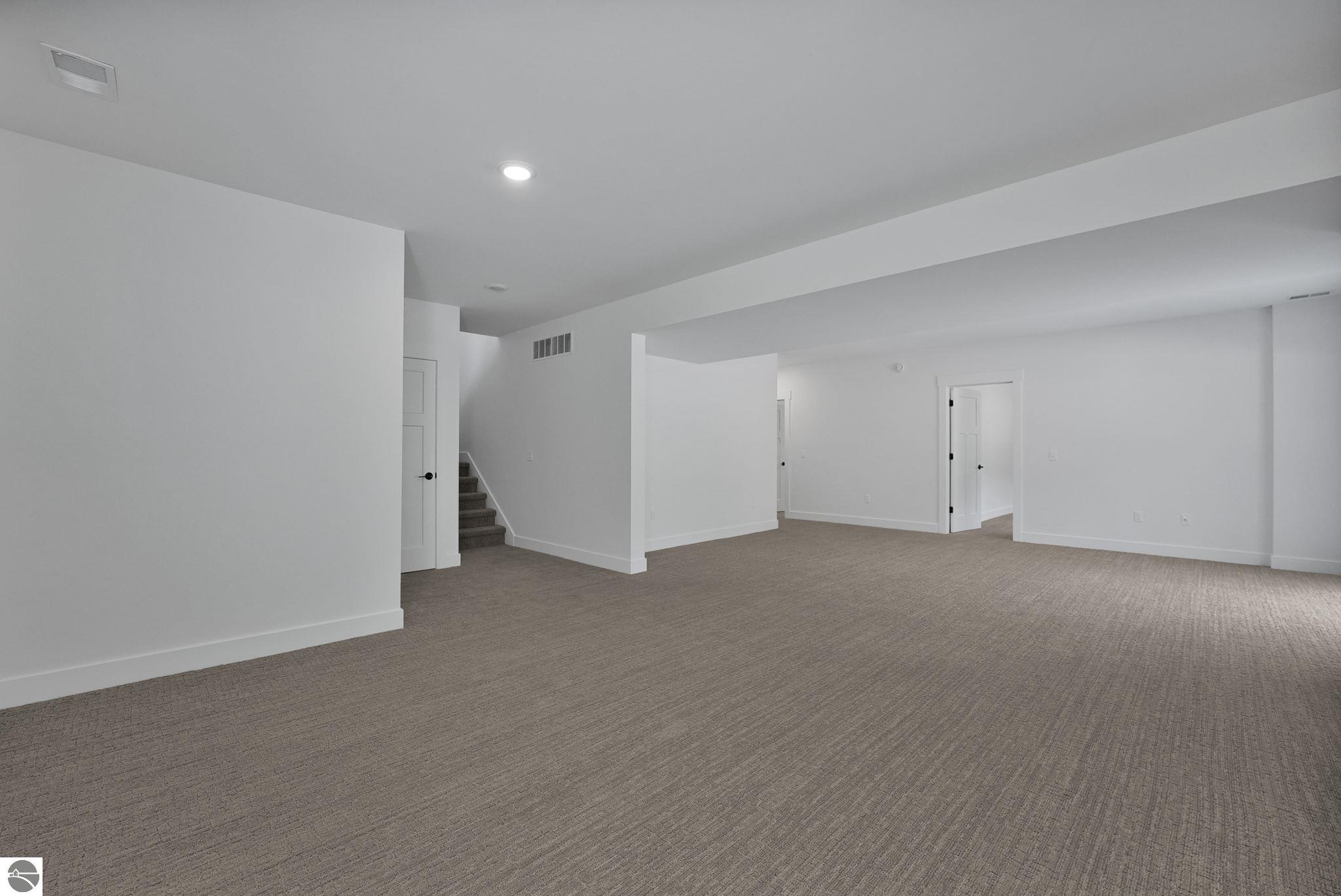 Traverse City, Michigan, 49684, United States, 3 Bedrooms Bedrooms, ,2 BathroomsBathrooms,Residential,For Sale,1975687