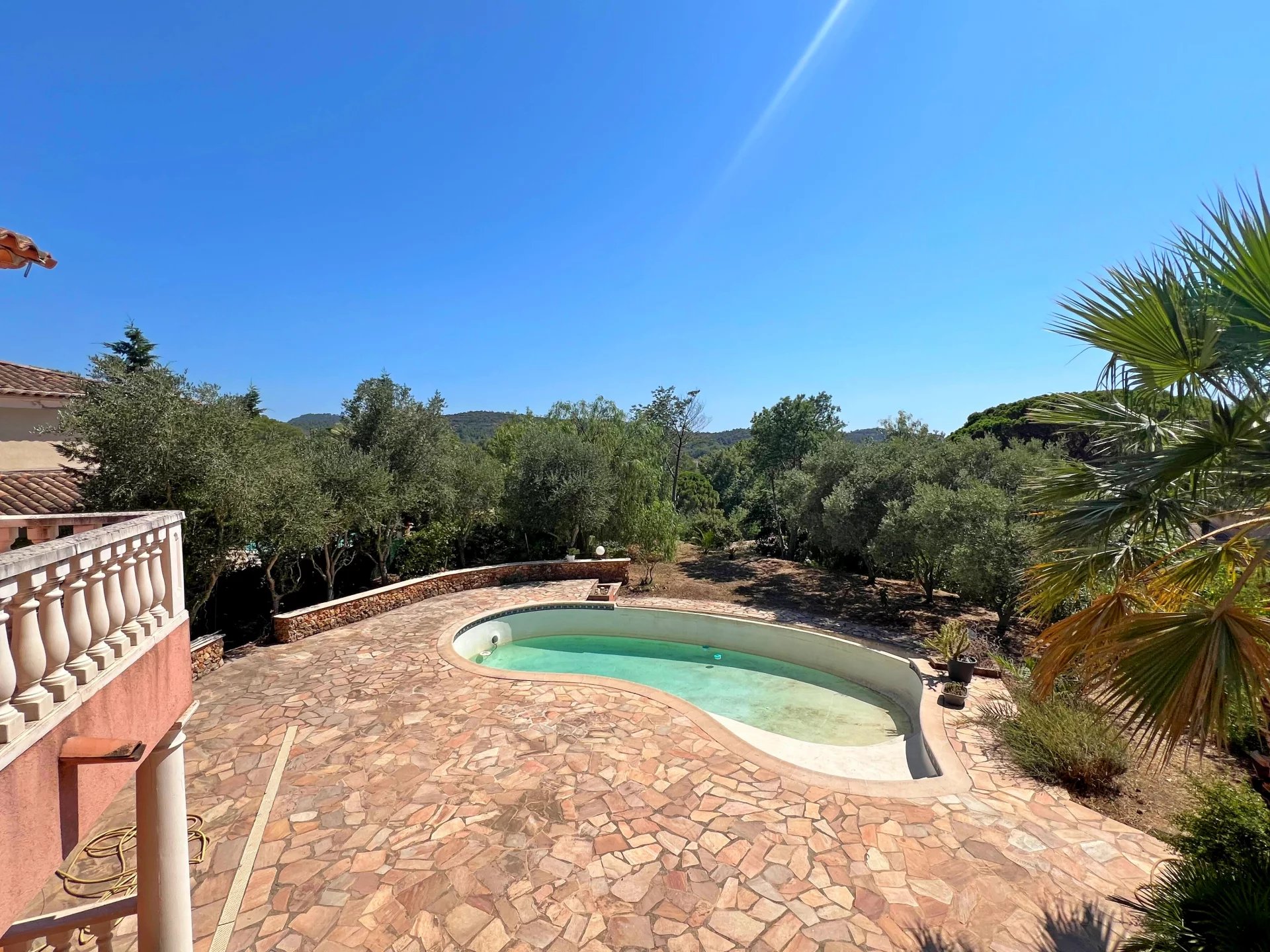 Saint-Raphaël, Provence-Alpes-Côte d?Azur, 83700, FR, 4 Bedrooms Bedrooms, ,5 BathroomsBathrooms,Residential,For Sale,1588723