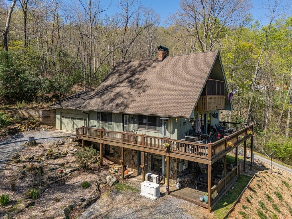 Hayesville, North Carolina, 28904, United States, 3 Bedrooms Bedrooms, ,3 BathroomsBathrooms,Residential,For Sale,1834730