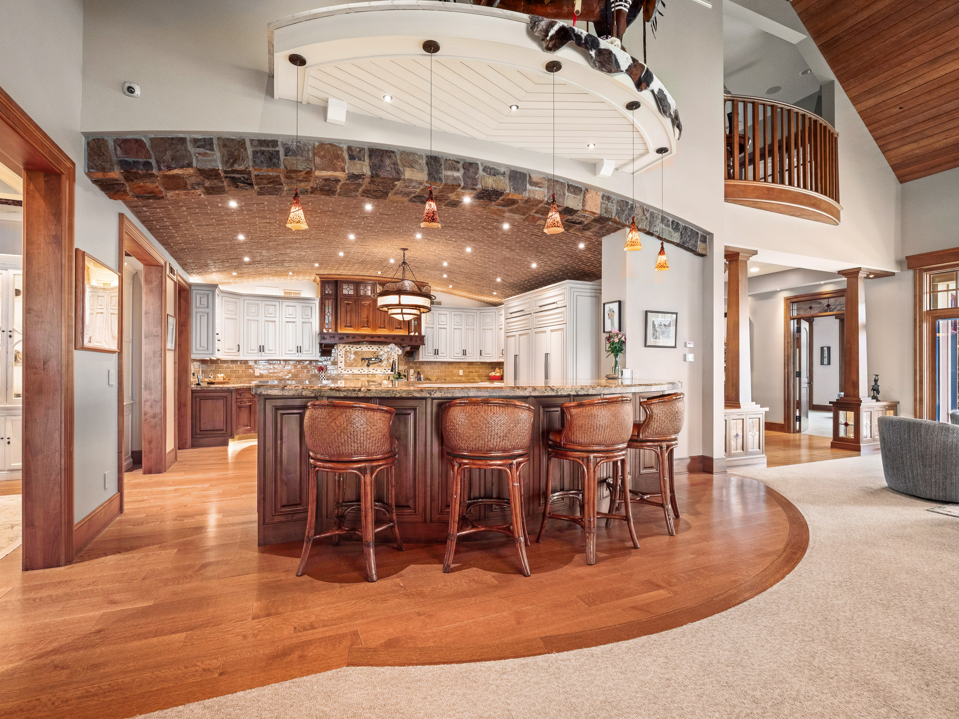  Multiple Residences on a 2.7 Acre Peninsula off Lake Wawasee - 物件實景