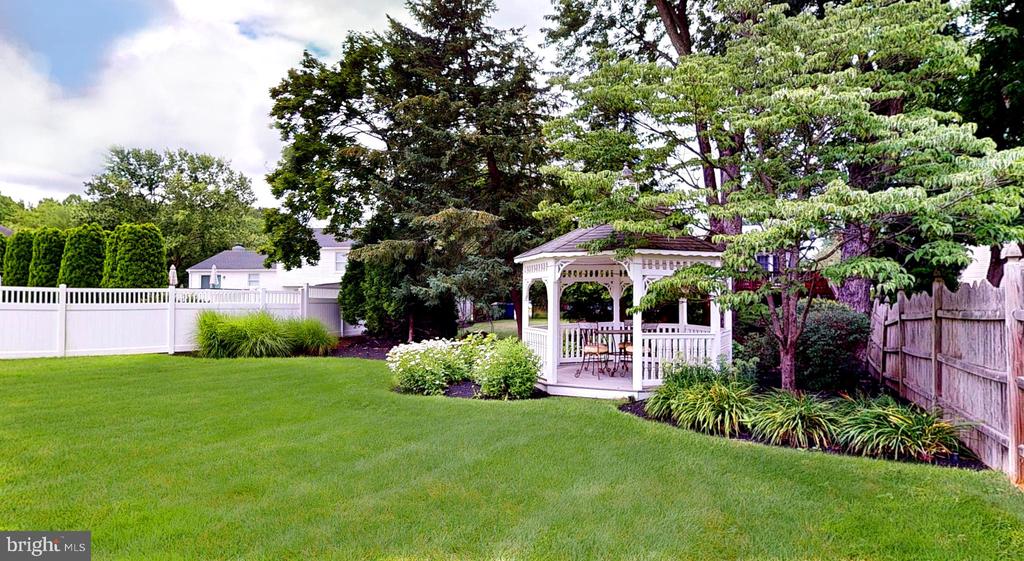 Marlton, New Jersey, 08053, United States, 3 Bedrooms Bedrooms, ,3 BathroomsBathrooms,Residential,For Sale,1942946