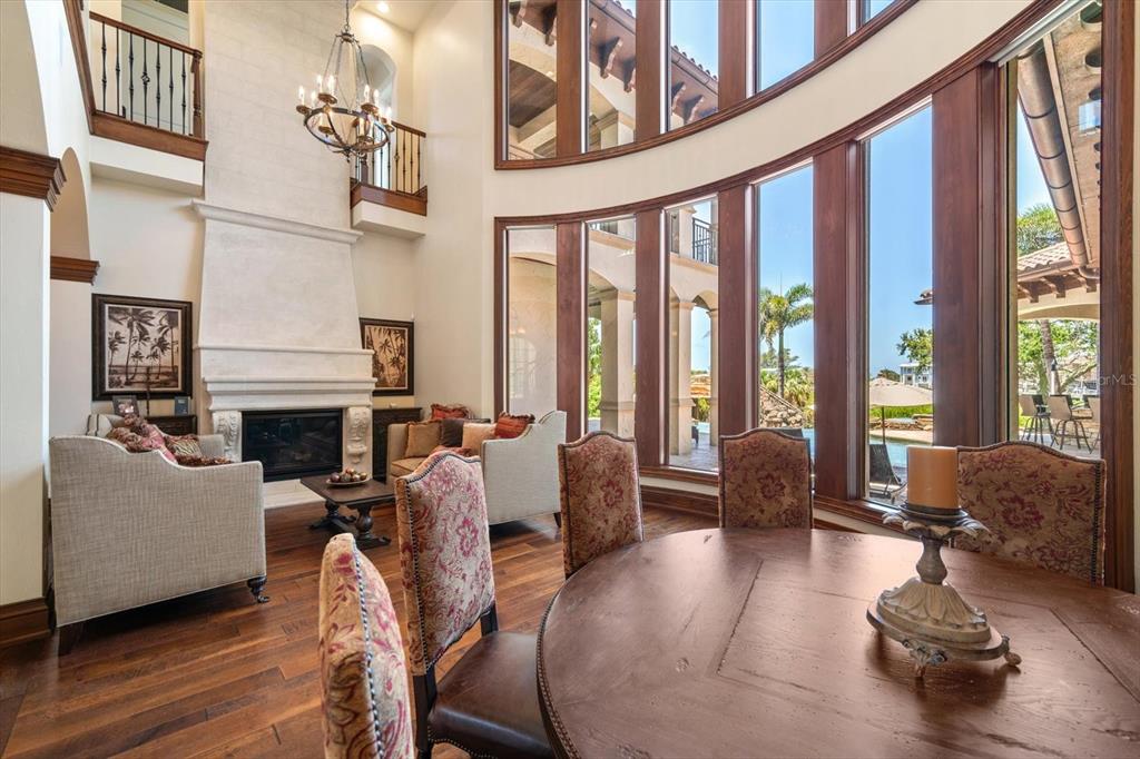 Largo, Florida, 33774, United States, 5 Bedrooms Bedrooms, ,7 BathroomsBathrooms,Residential,For Sale,1876225