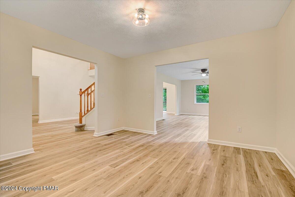 Stroudsburg, Pennsylvania, 18360, United States, 4 Bedrooms Bedrooms, ,3 BathroomsBathrooms,Residential,For Sale,1858014