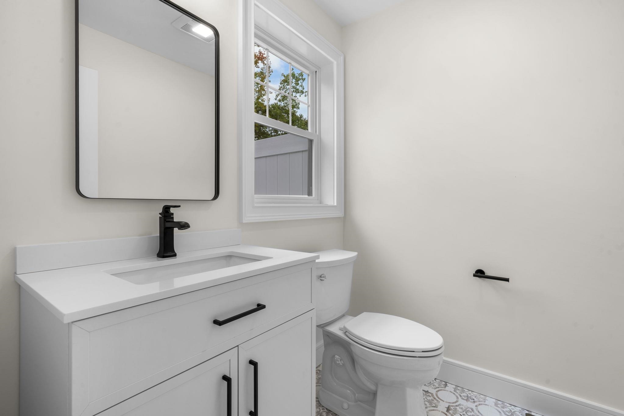 Londonderry, New Hampshire, 03053, United States, 2 Bedrooms Bedrooms, ,2 BathroomsBathrooms,Residential,For Sale,1962750