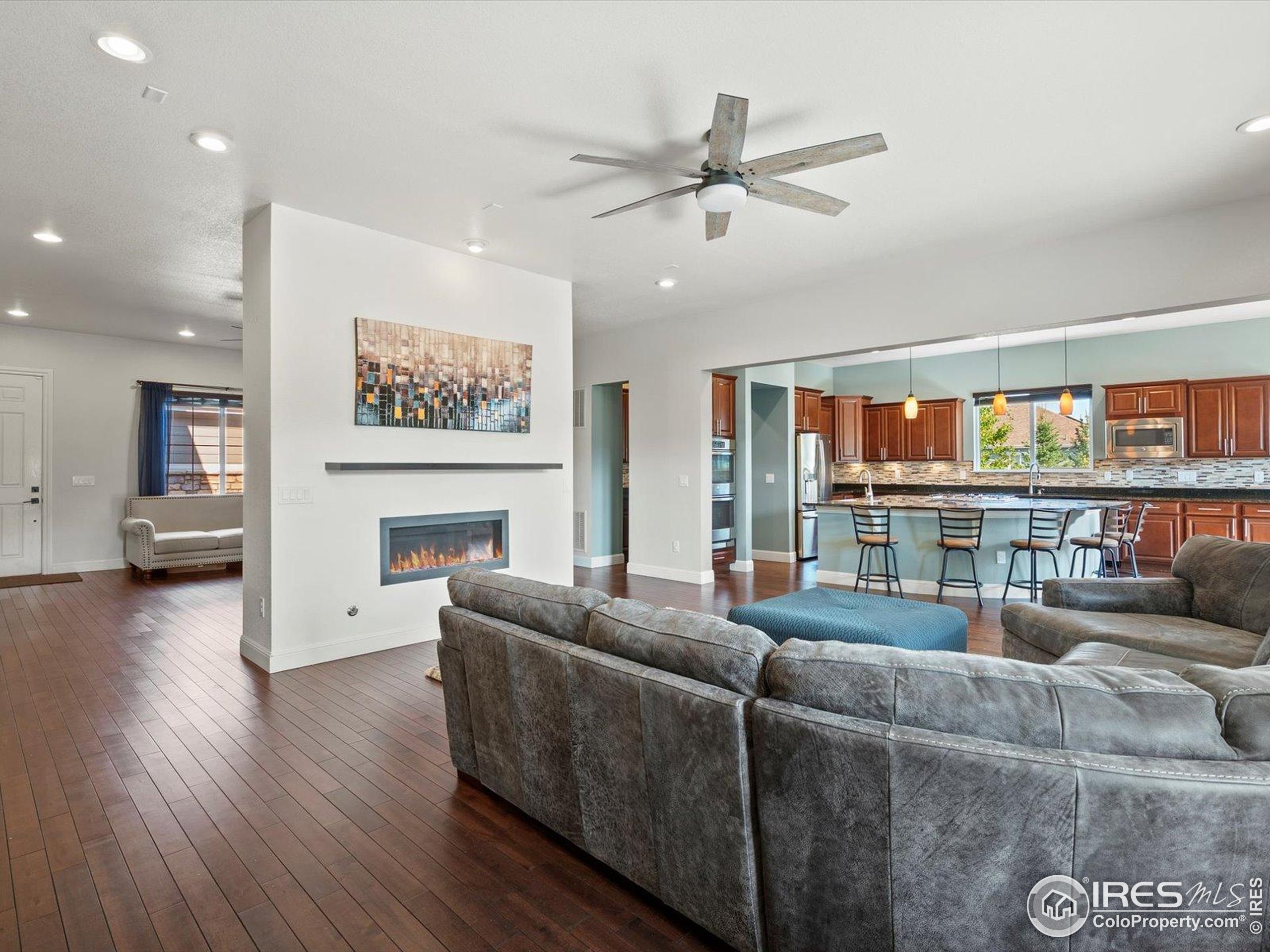 Arvada, Colorado, 80007, United States, 4 Bedrooms Bedrooms, ,3 BathroomsBathrooms,Residential,For Sale,1917292