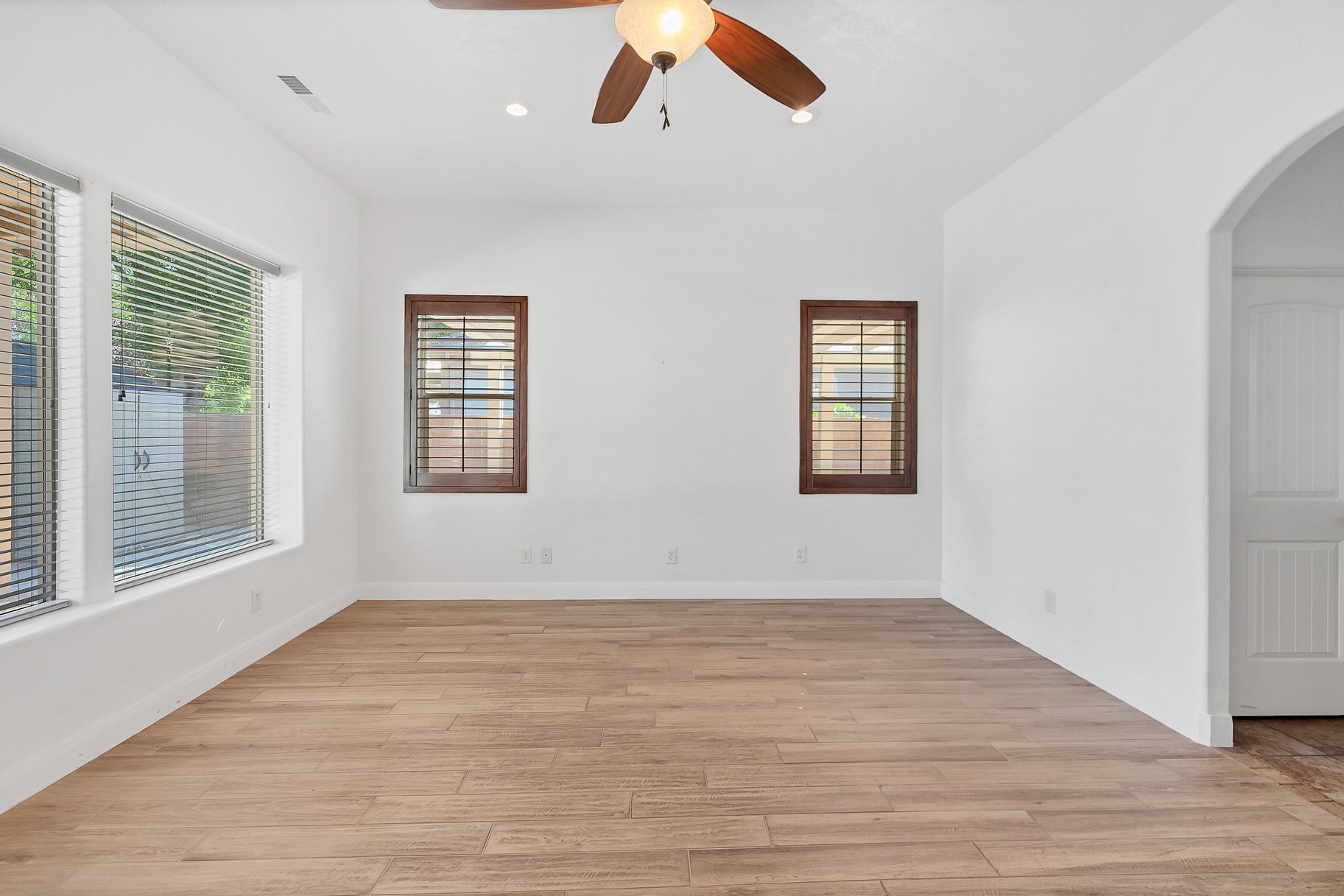  Indoor-Outdoor Living With Privacy, Space & Style In Washington Fields - 物件實景