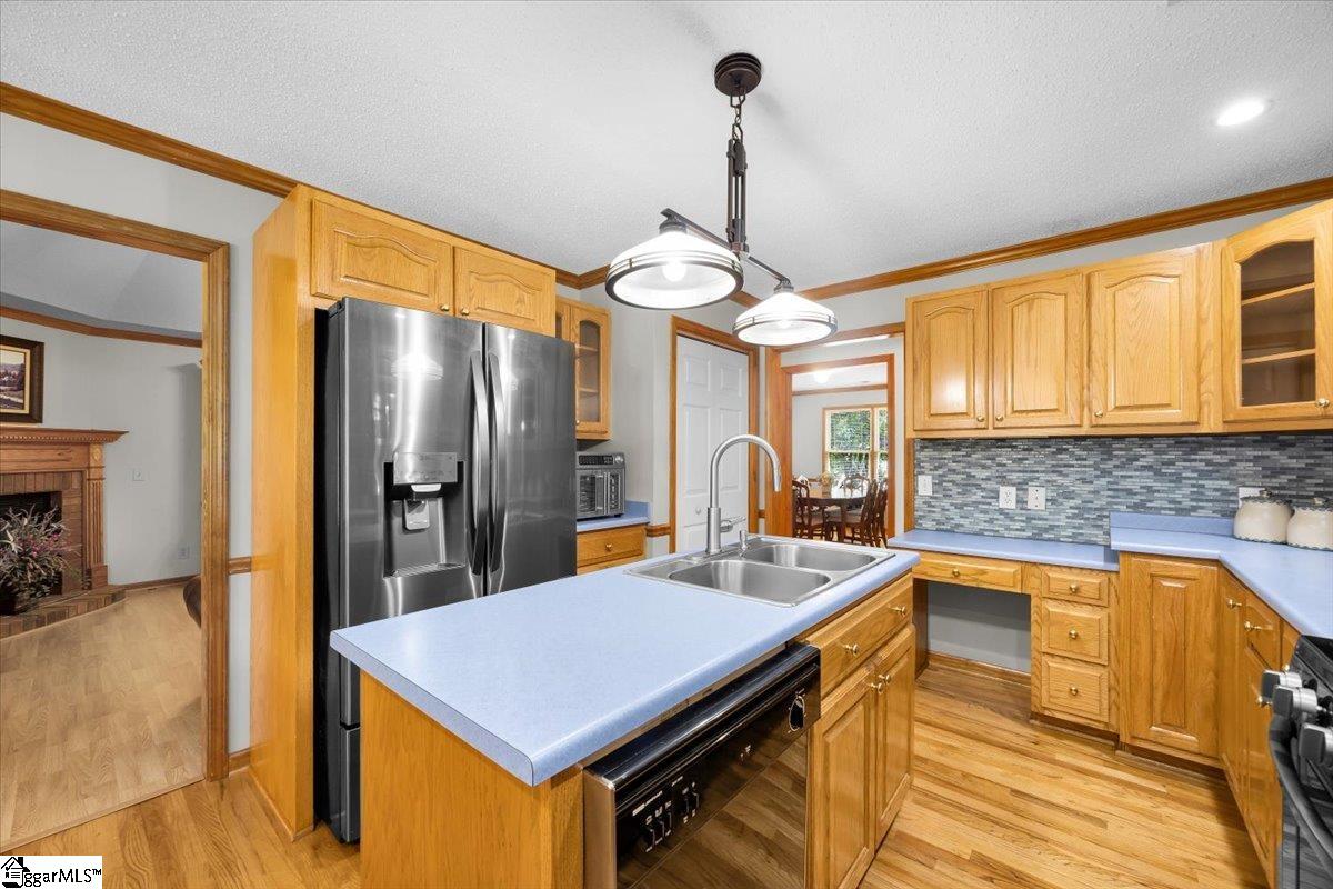 Greenville, South Carolina, 29617, United States, 4 Bedrooms Bedrooms, ,3 BathroomsBathrooms,Residential,For Sale,1955283